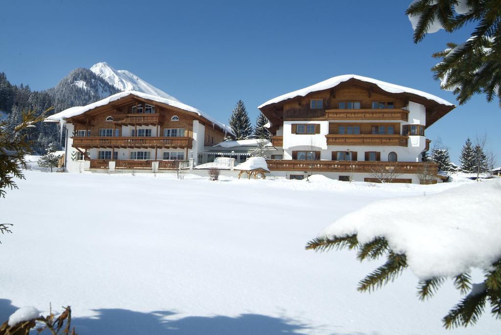 Landhaus Sammer Tannheim Bagian luar foto